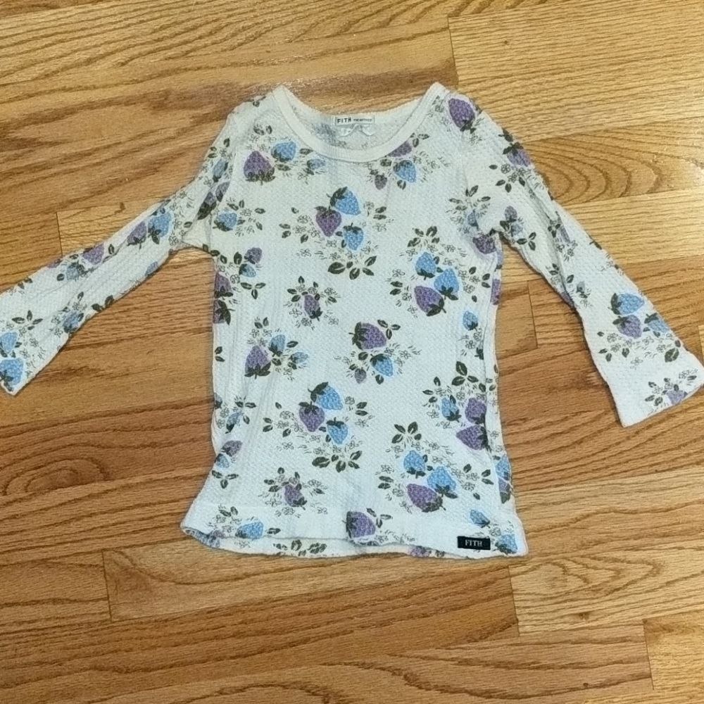 FITH Fine Method Strawberry Waffle Knit Top